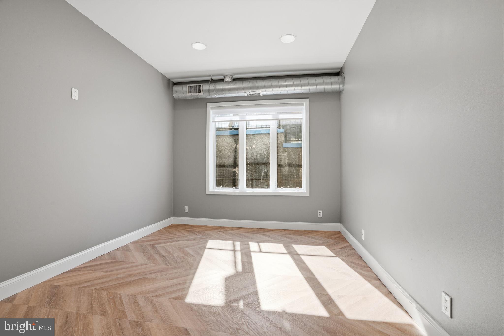 MANAYUNK - Residential