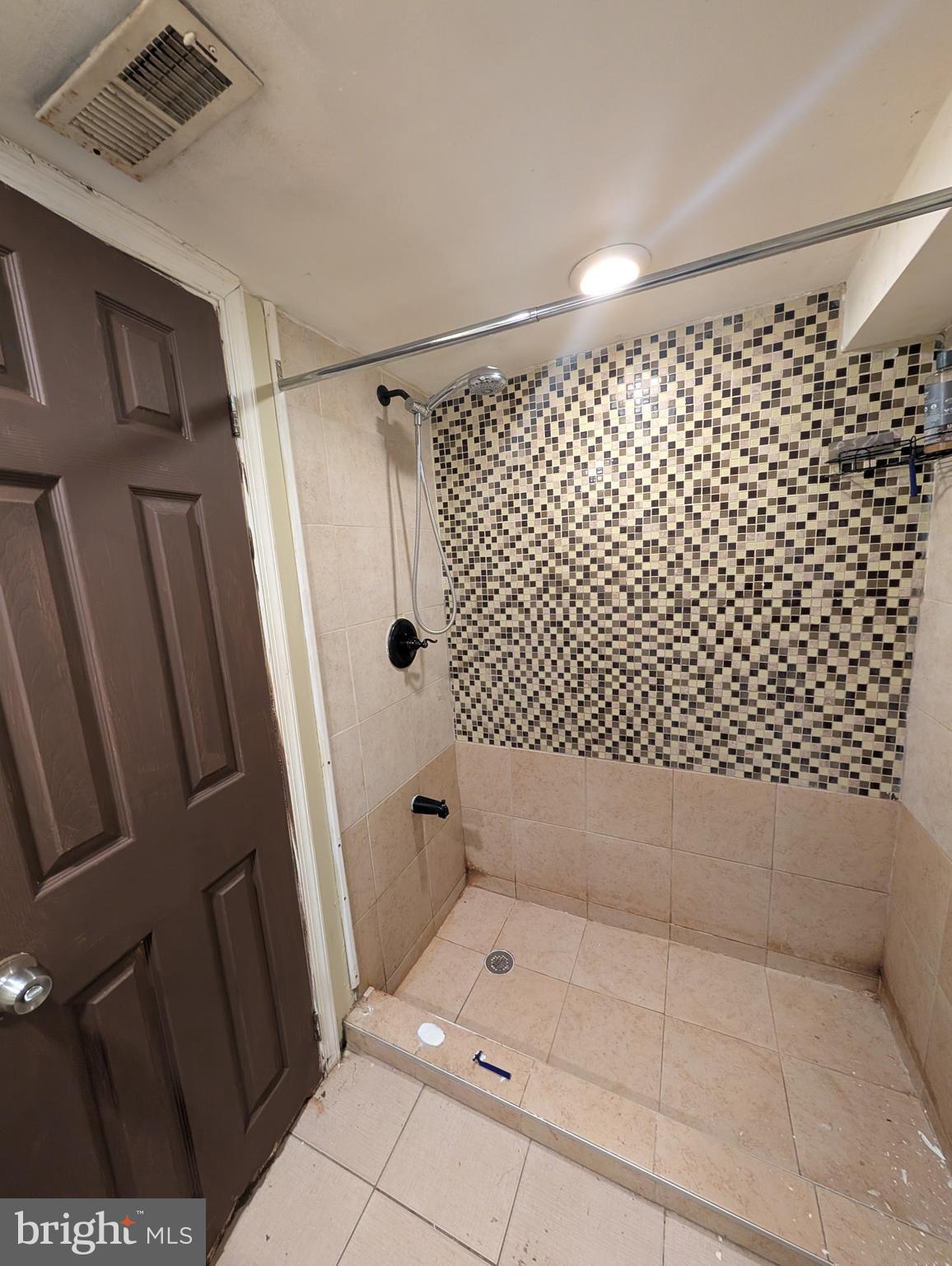 BREWERS HILL - Residential Lease