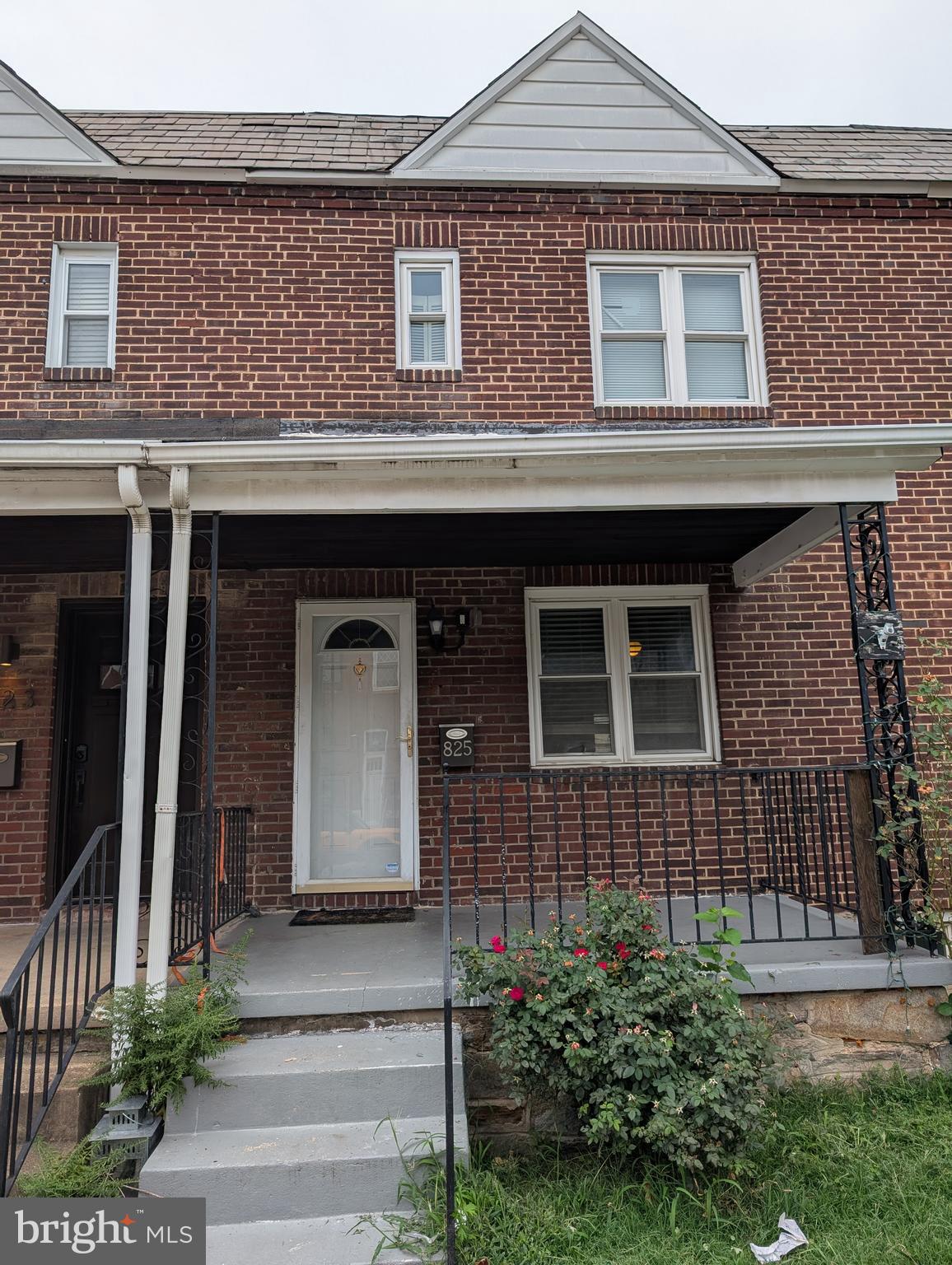Price Improvement! Available immediately! 3 bedroom, 2 full bath rowhome in popular Brewers Hill. Great location for commuting. All appliances included, laundry in unit.