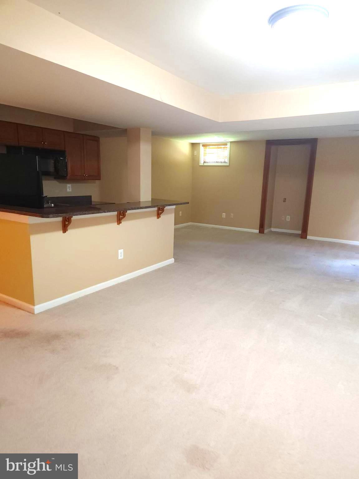 COLVIN HUNT - Residential Lease