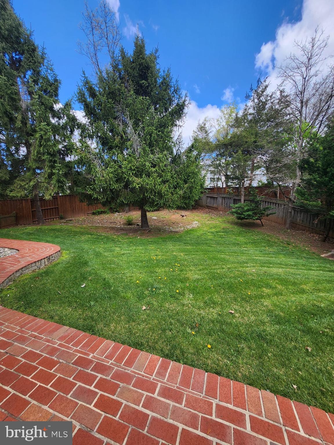 COLVIN HUNT - Residential Lease