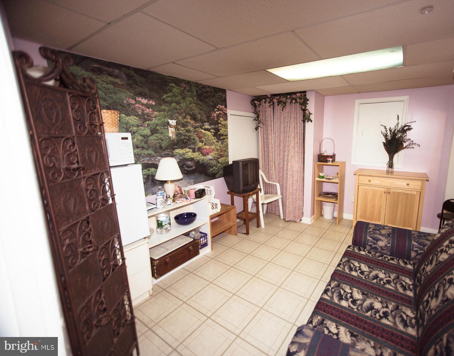 GLEN ORA PLAT ONE - Residential