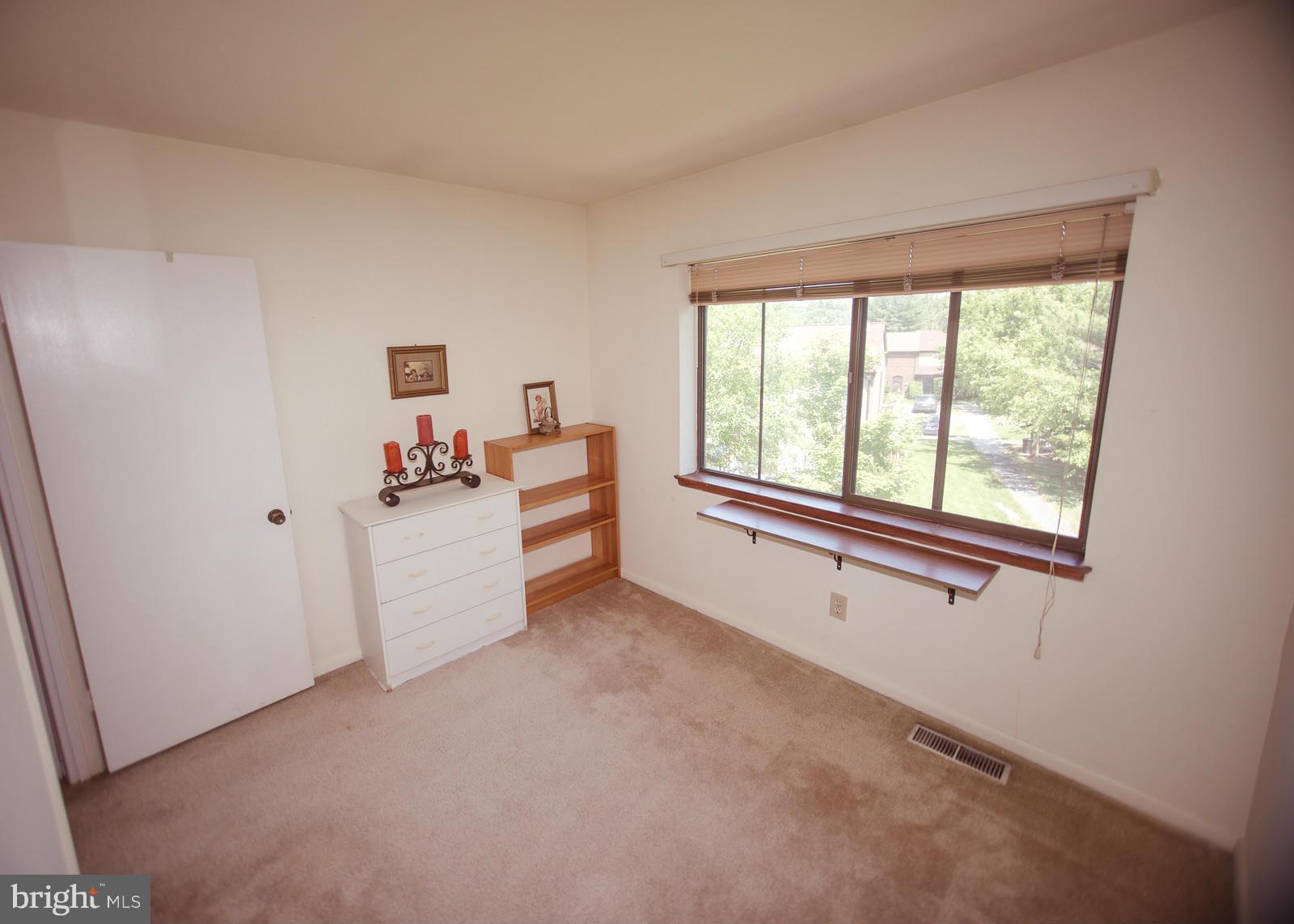 GLEN ORA PLAT ONE - Residential