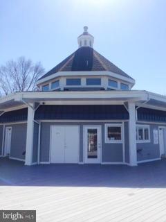 OYSTER COVE - Residential Lease