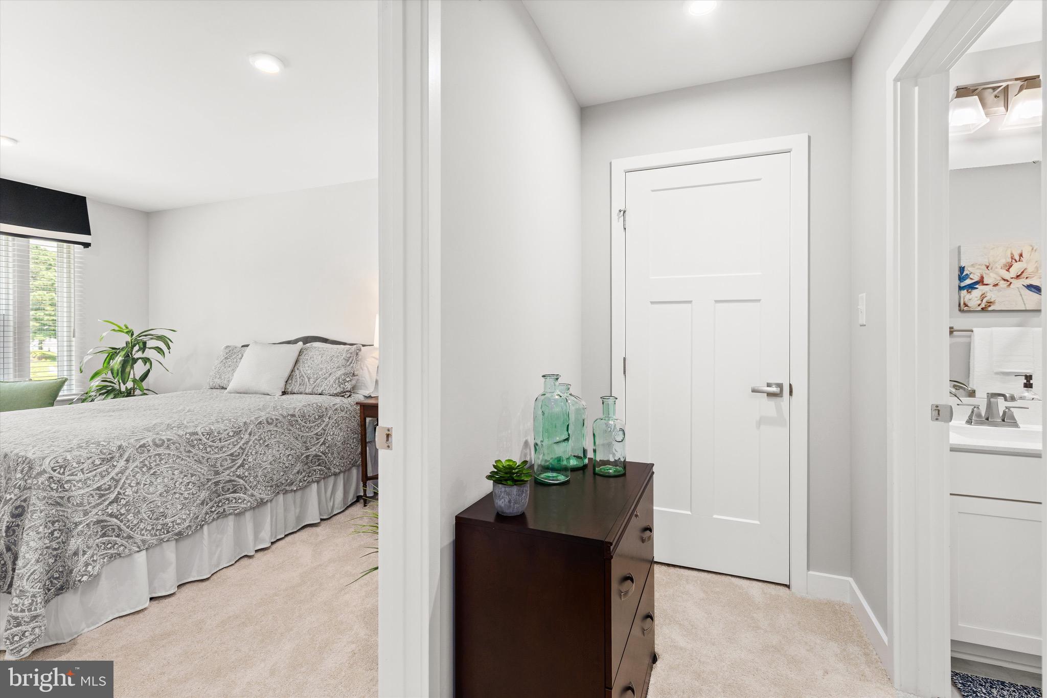 RIVER RUN - Residential