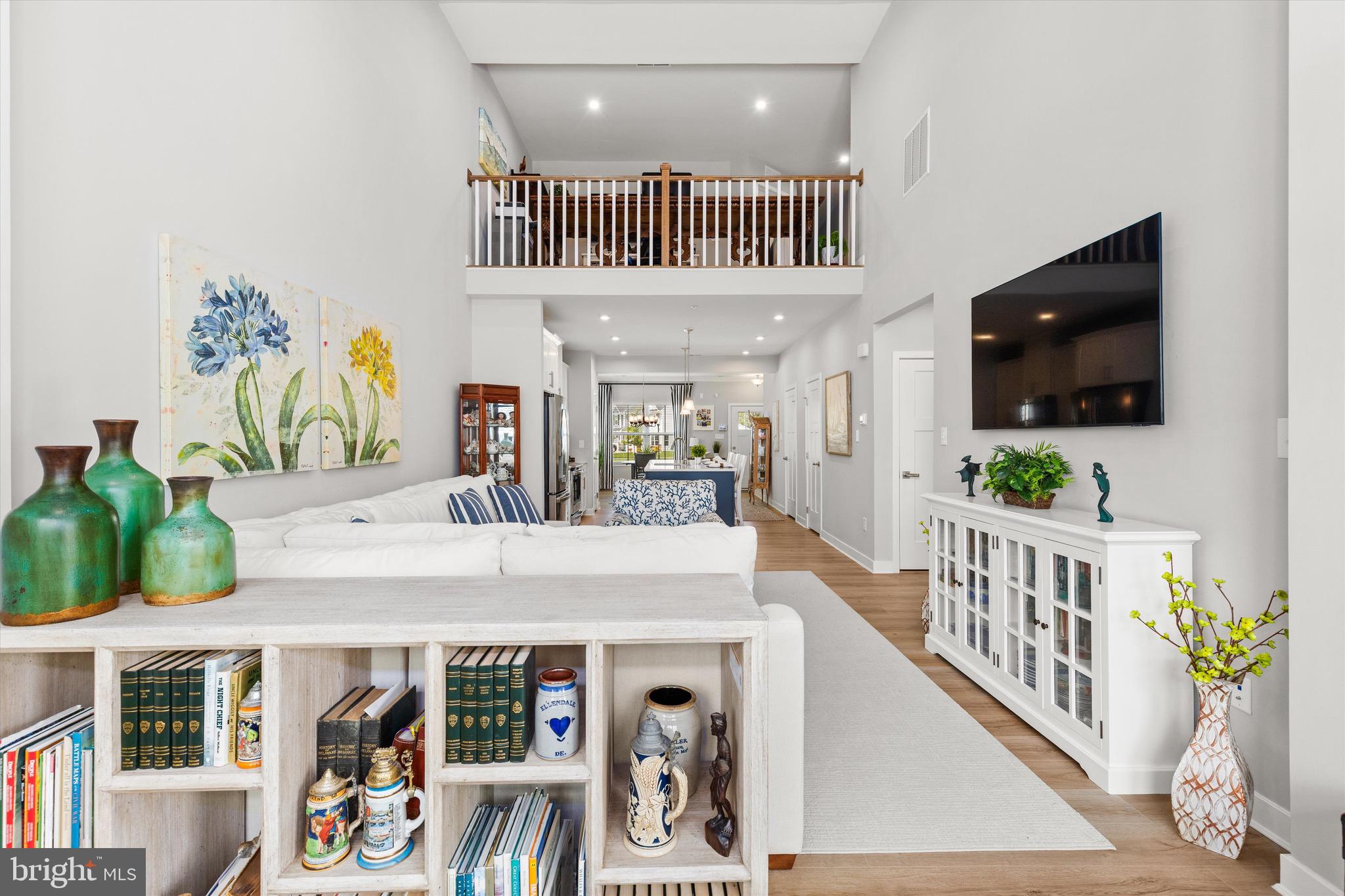 RIVER RUN - Residential