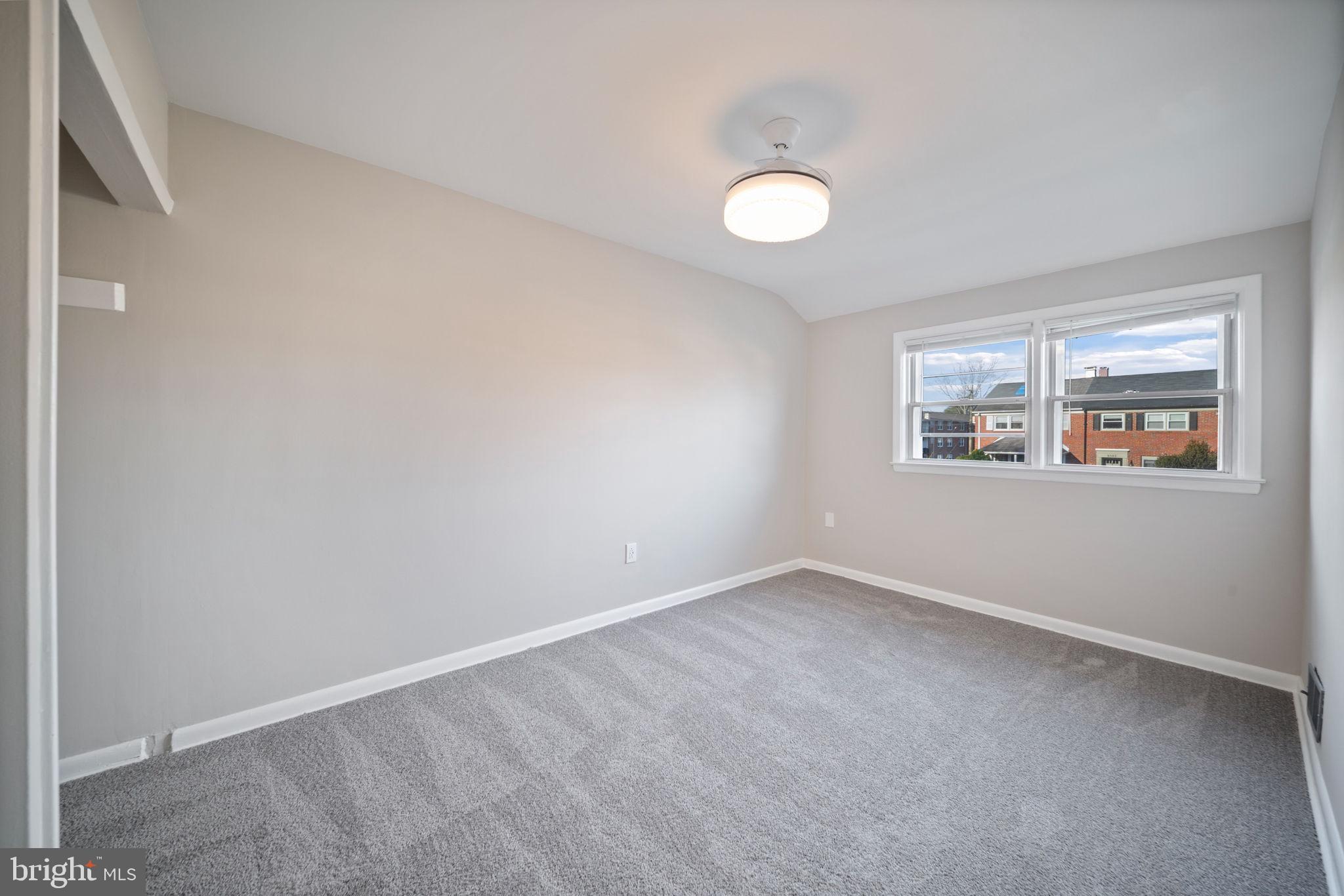 KINGS RIDGE - Residential