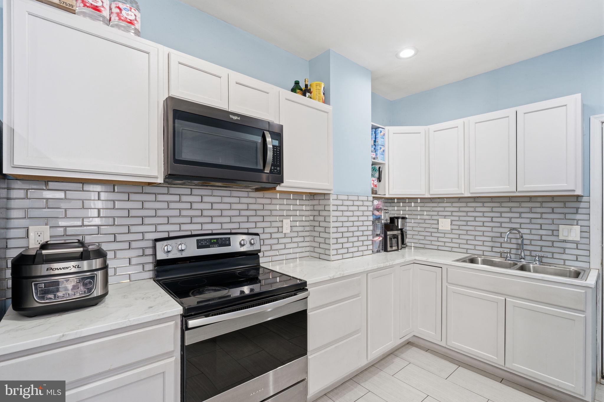 FRANKFORD - Residential