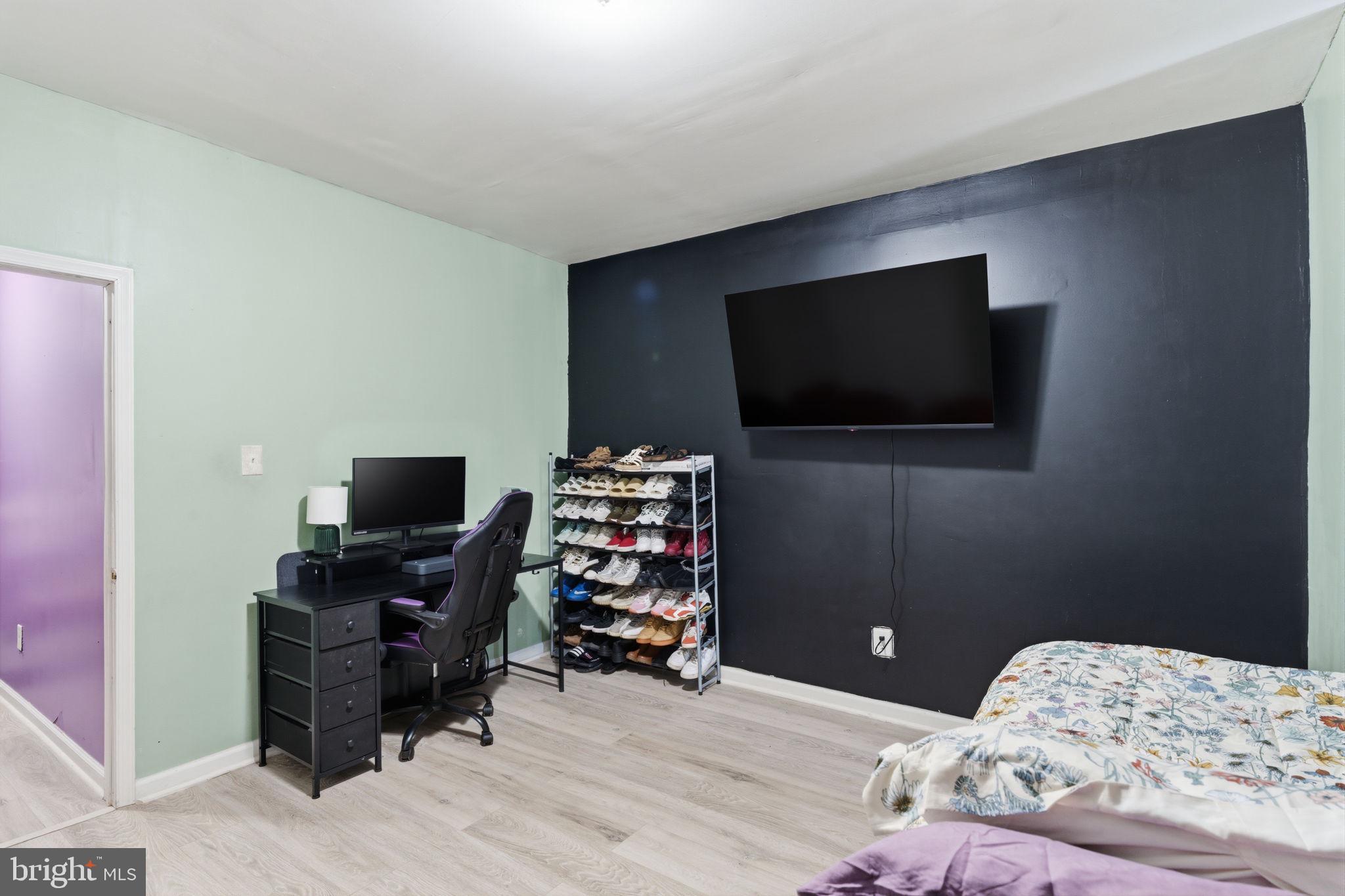 FRANKFORD - Residential