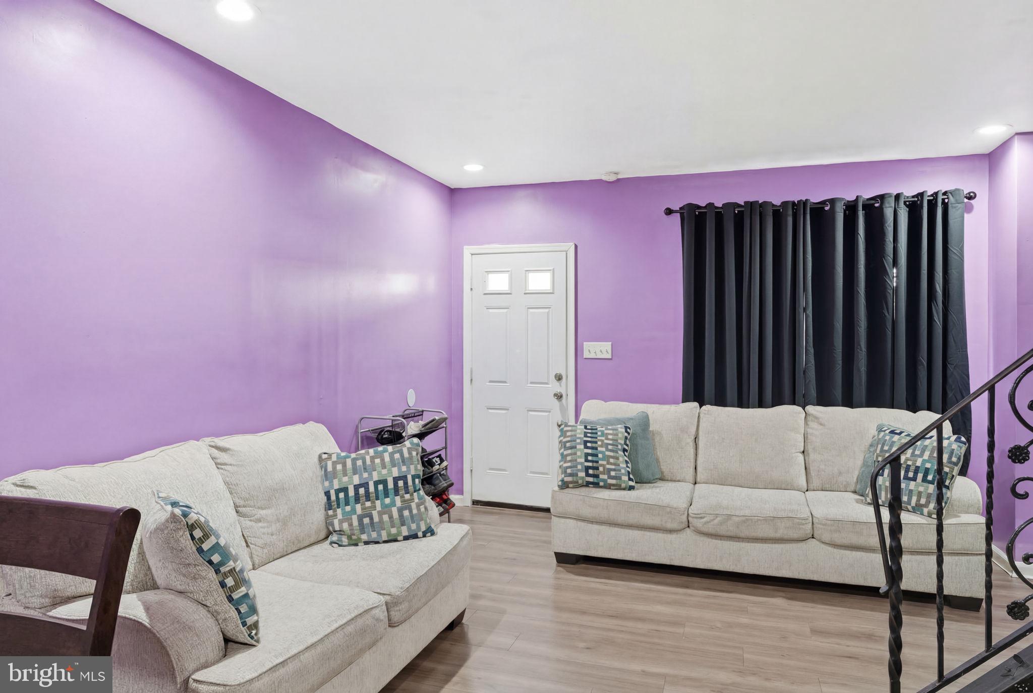 FRANKFORD - Residential