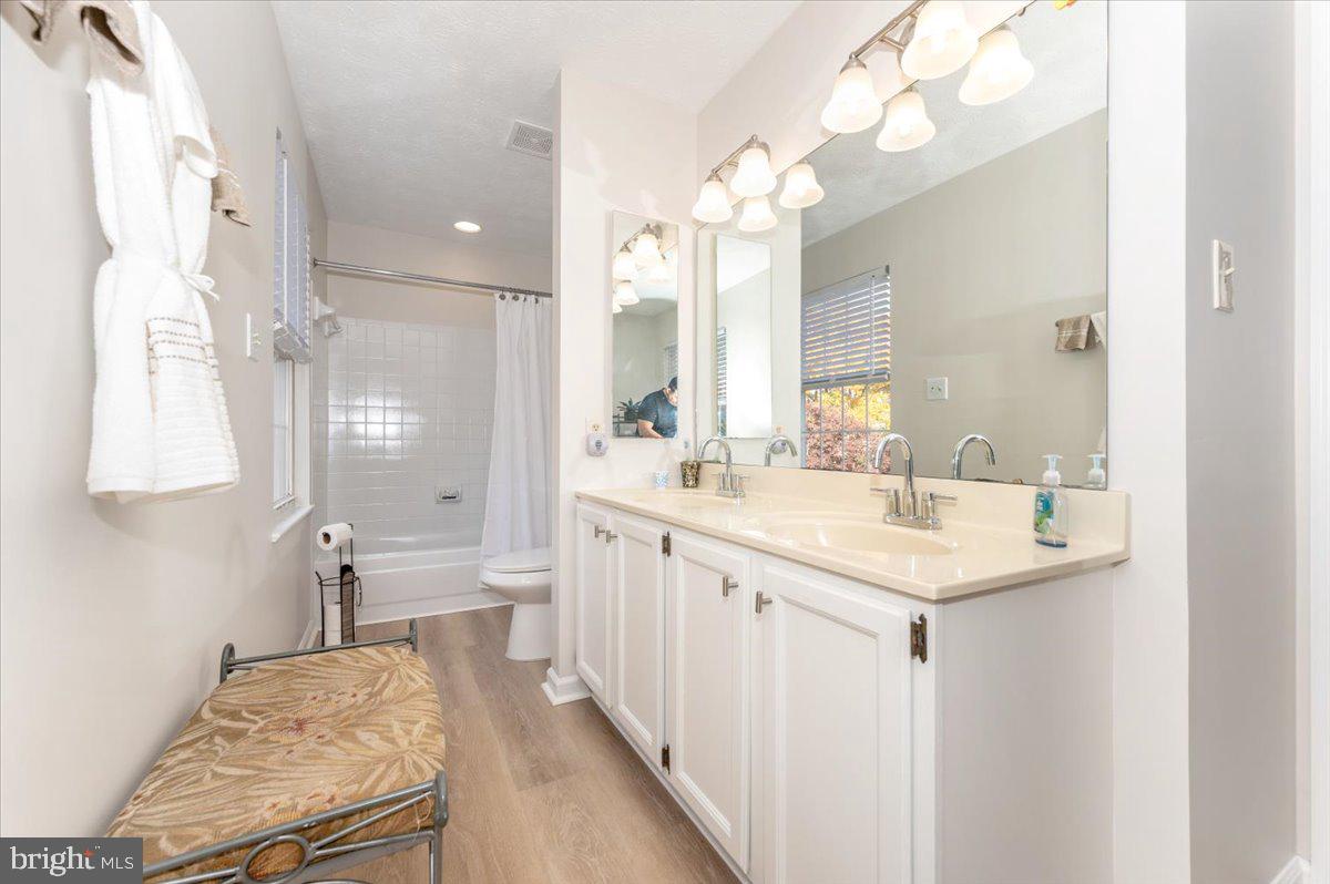 WATKINS PARK - Residential