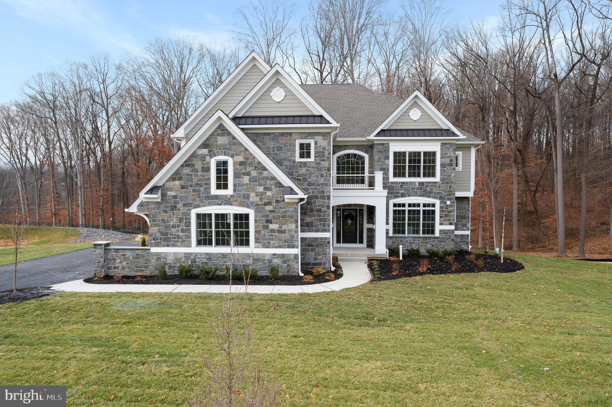 VILLAGE OF FOUR SEASONS - Residential