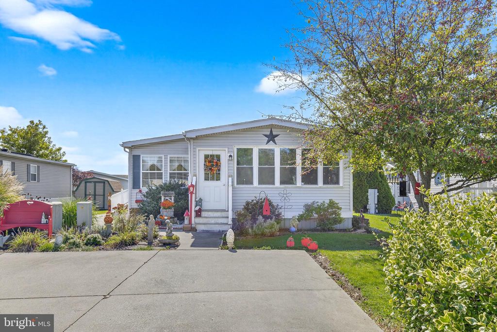 Photo of 188 W Cedar Street, PALMYRA, PA 17078 (MLS # PALN2023224)