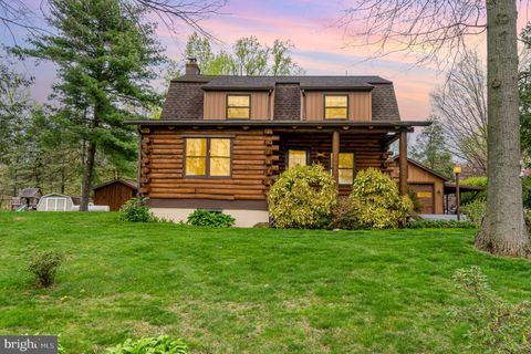 Photo of 1146 Mountain Road, Manheim, PA 17545 (MLS # PALA2049928)