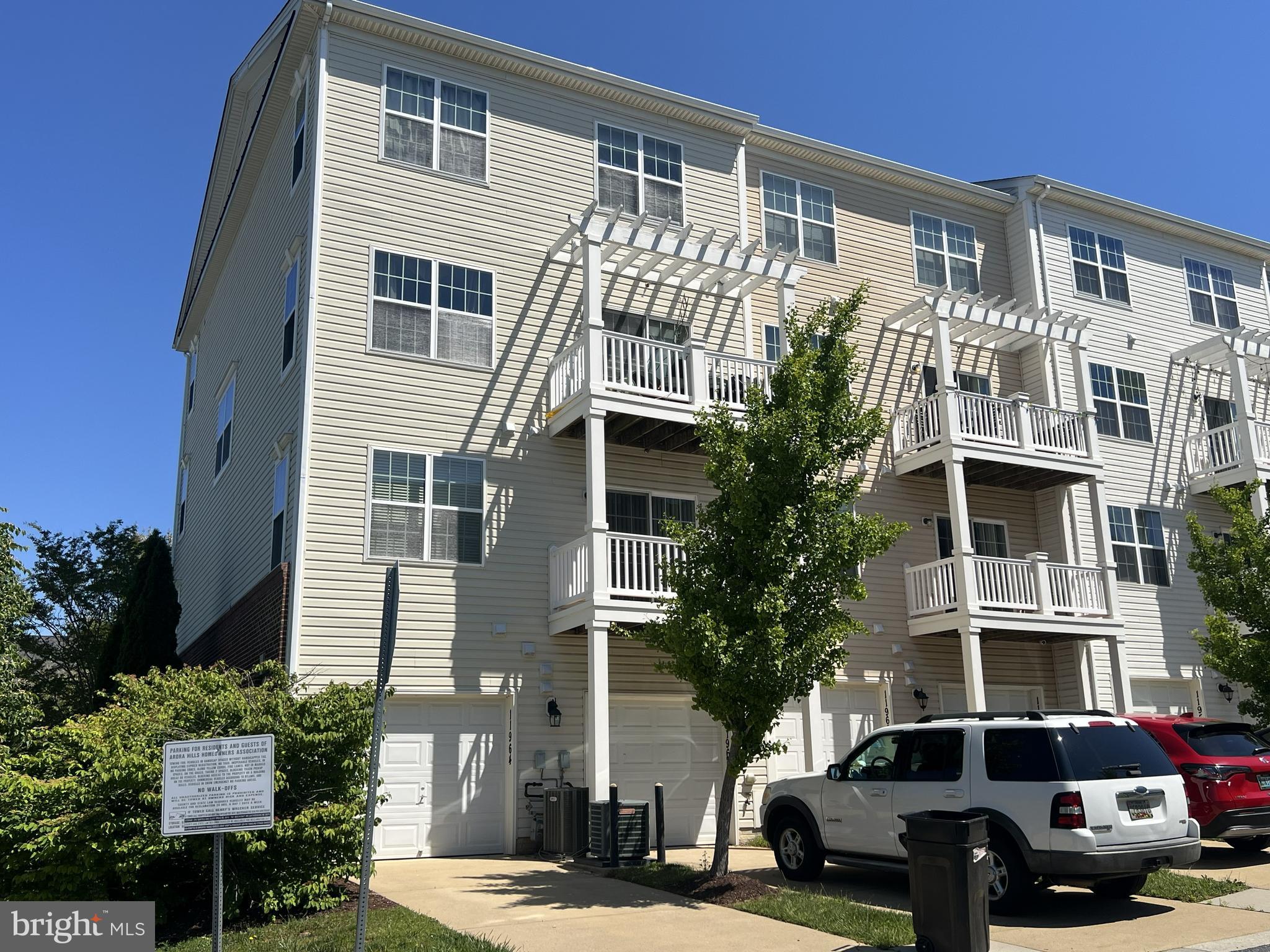 11964 LITTLE SENECA PARKWAY 2561