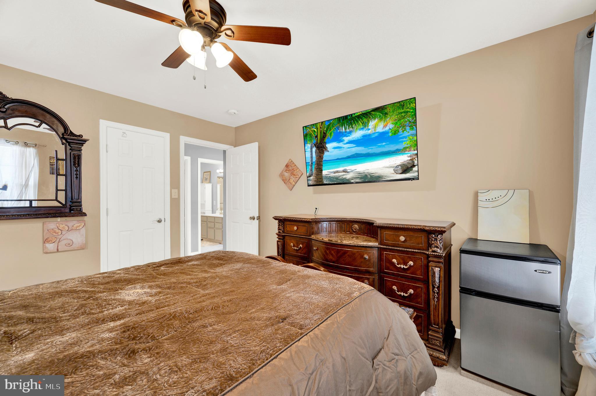 THE GALLERY - Residential Lease