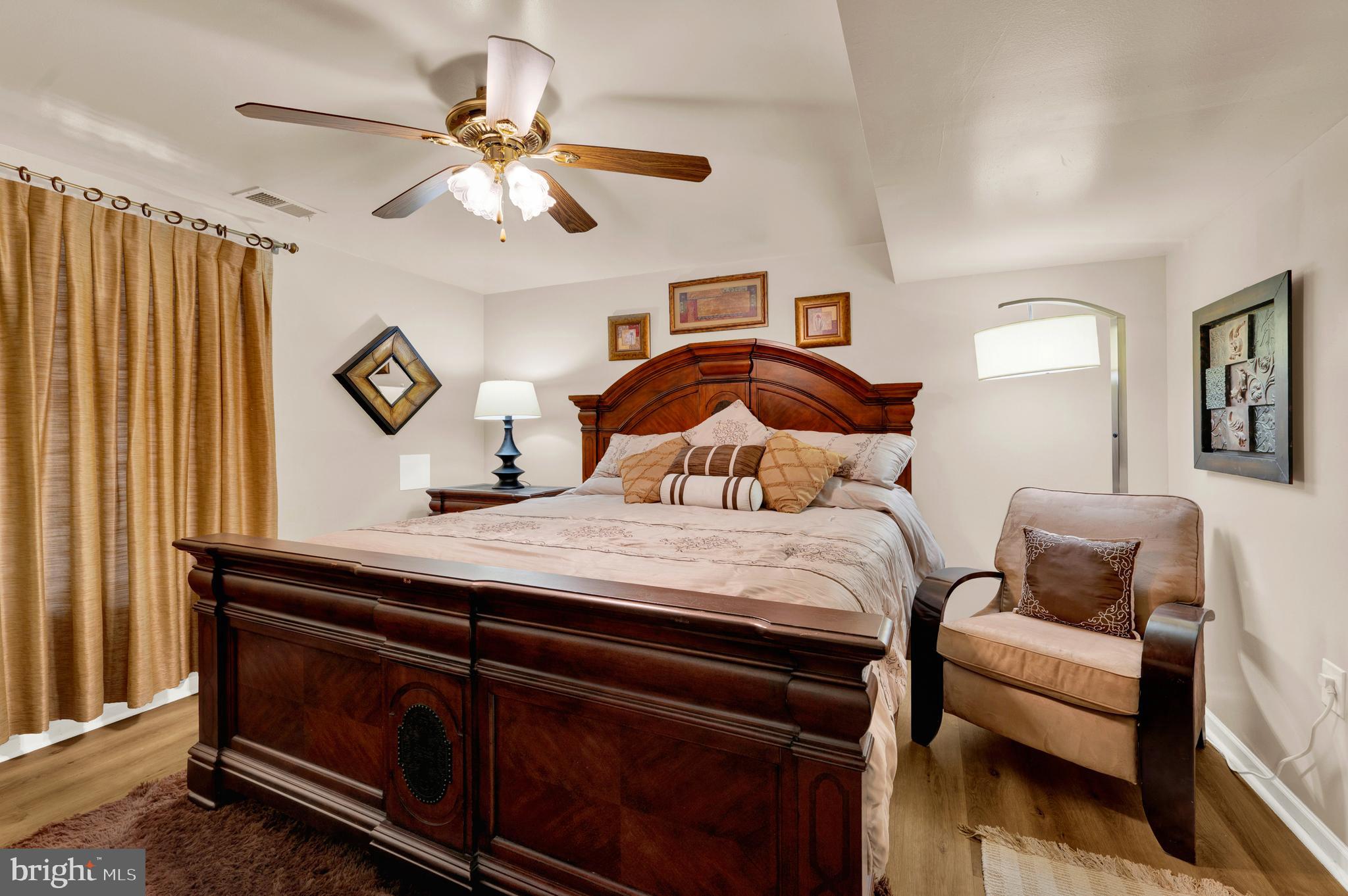 THE GALLERY - Residential Lease