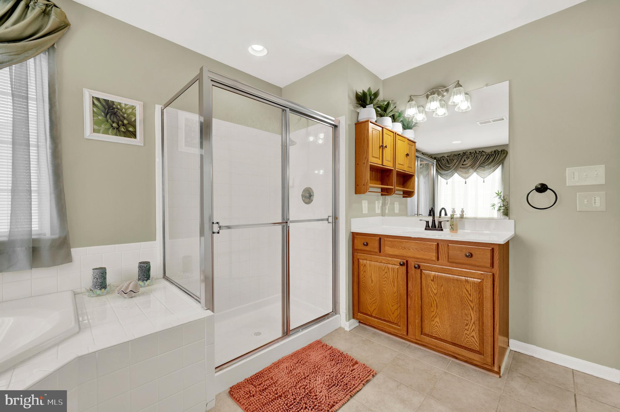 THE GALLERY - Residential Lease