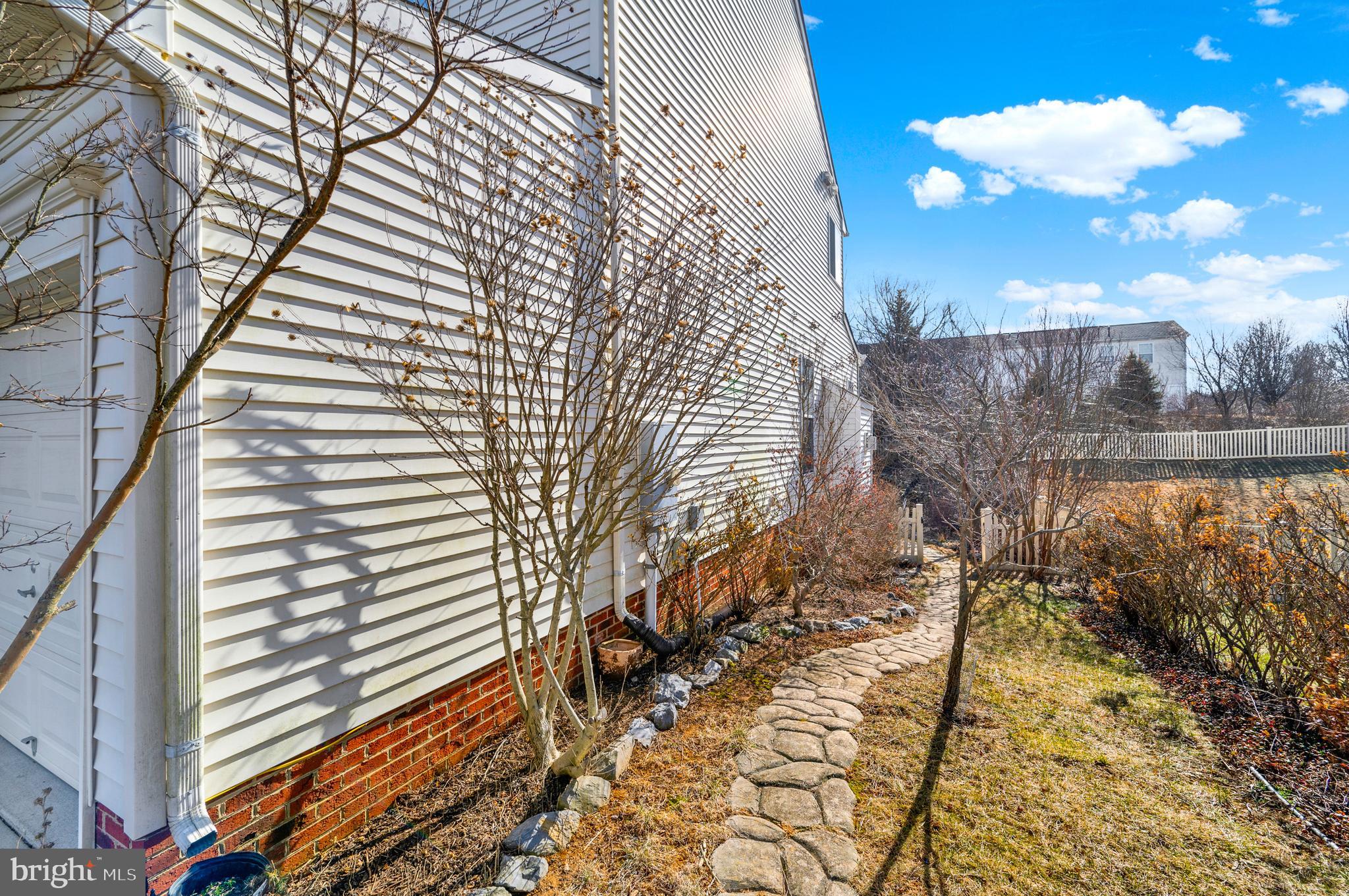 THE GALLERY - Residential Lease