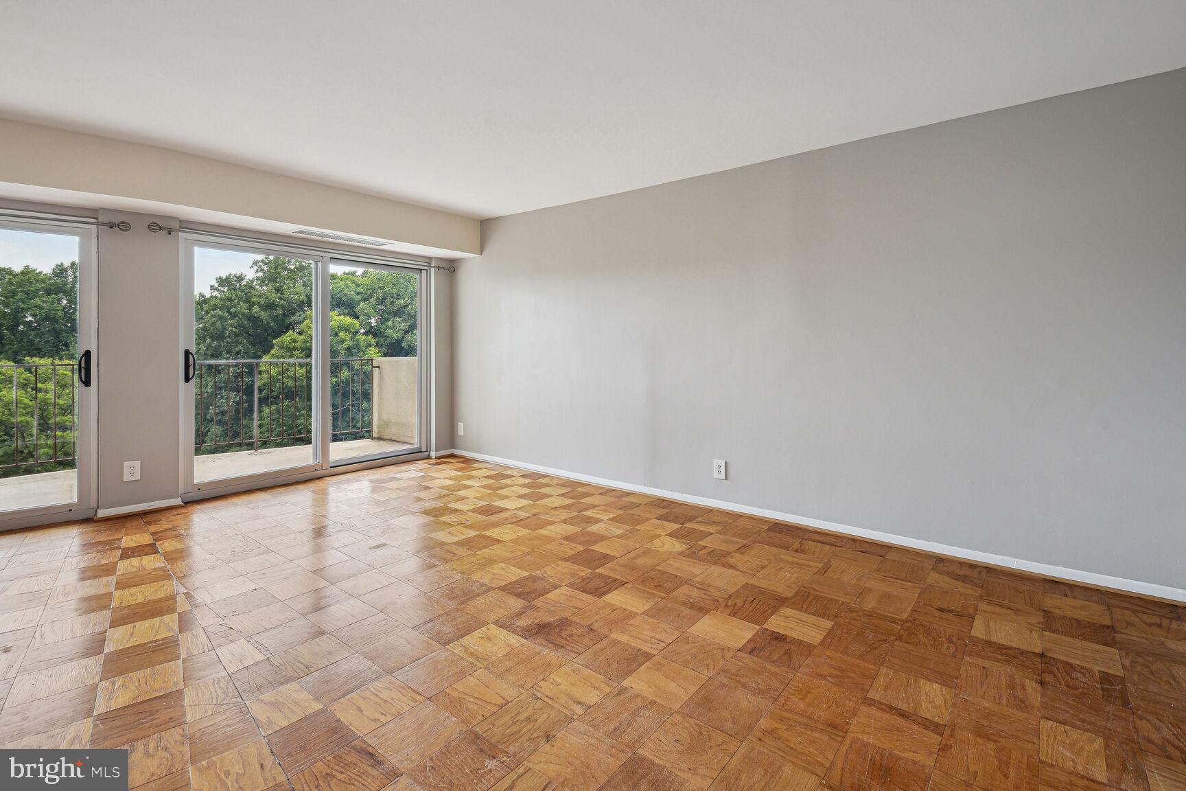 PARKSIDE PLAZA CODM - Residential Lease