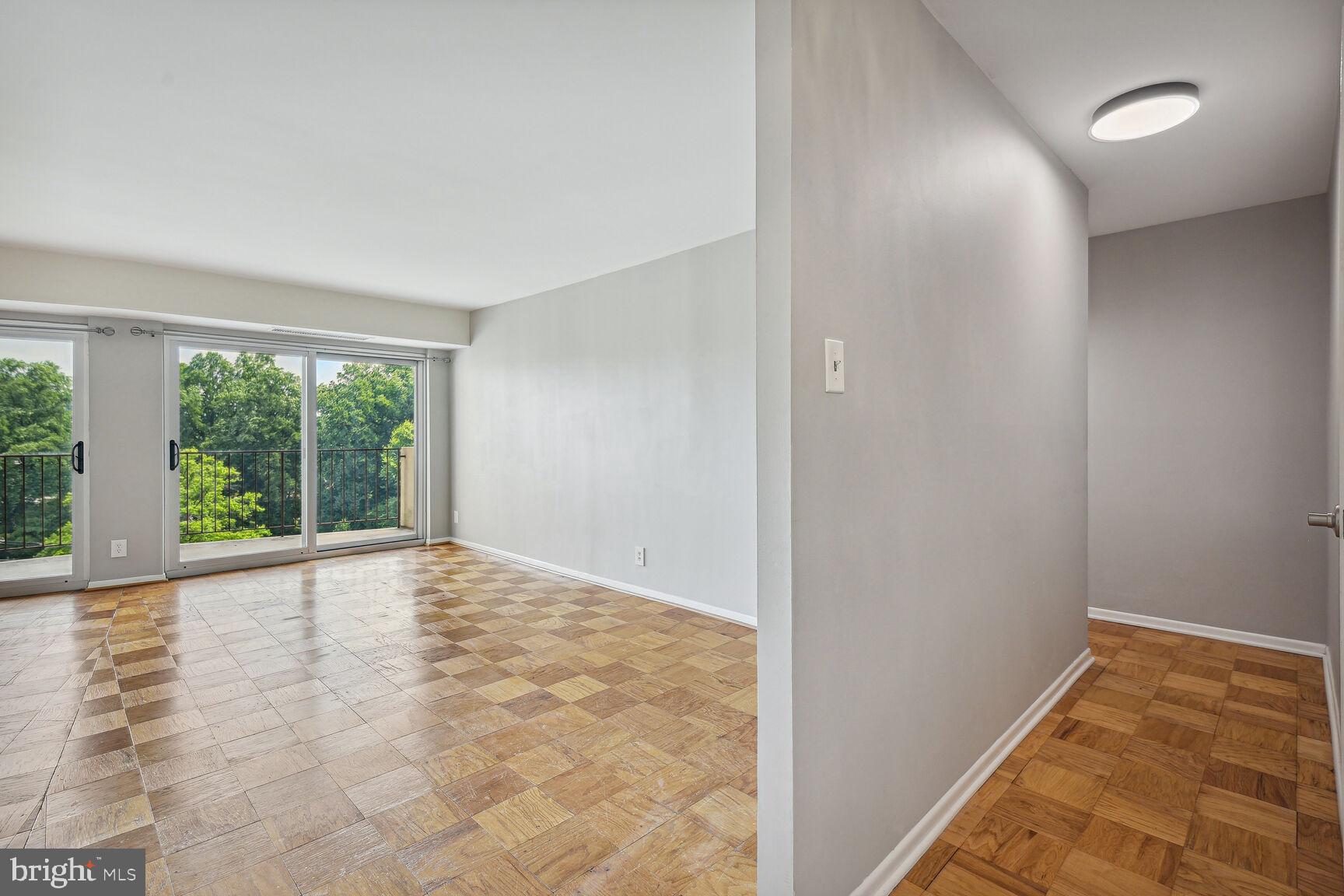 PARKSIDE PLAZA CODM - Residential Lease