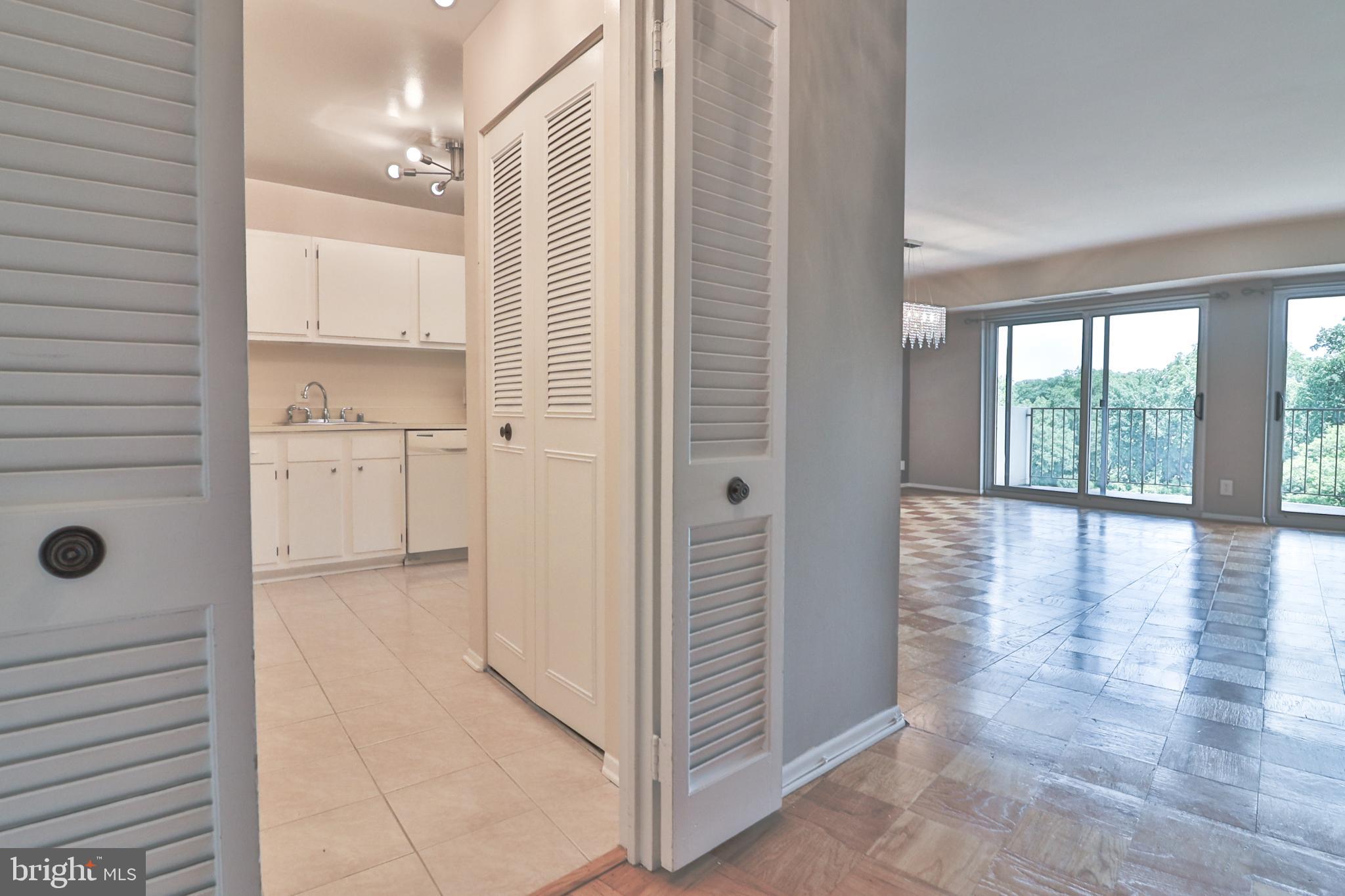 PARKSIDE PLAZA CODM - Residential Lease