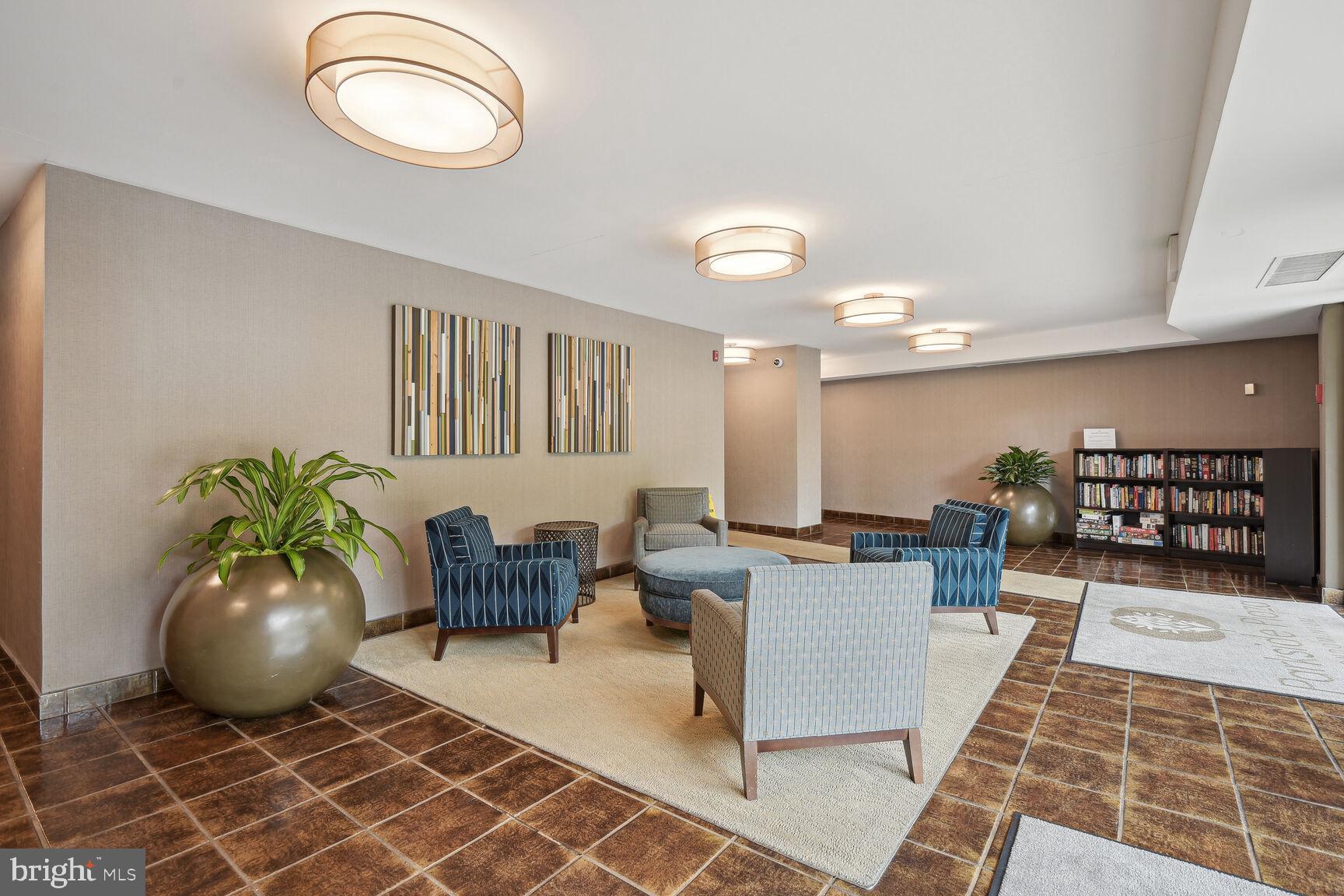 PARKSIDE PLAZA CODM - Residential Lease