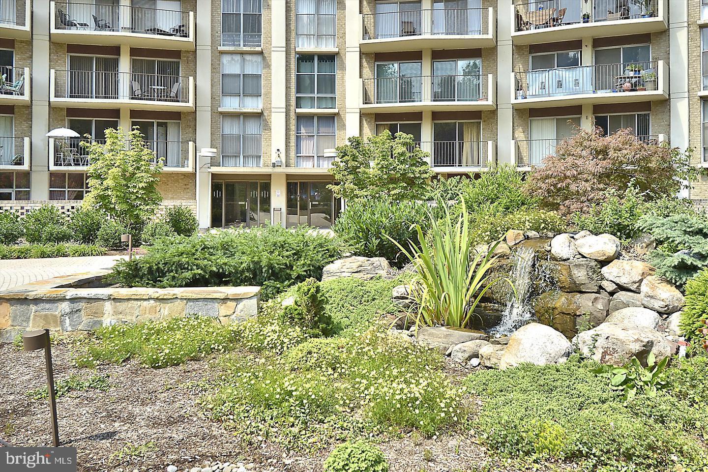 PARKSIDE PLAZA CODM - Residential Lease