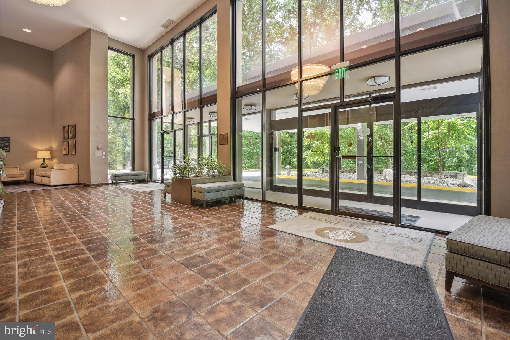 PARKSIDE PLAZA CODM - Residential Lease