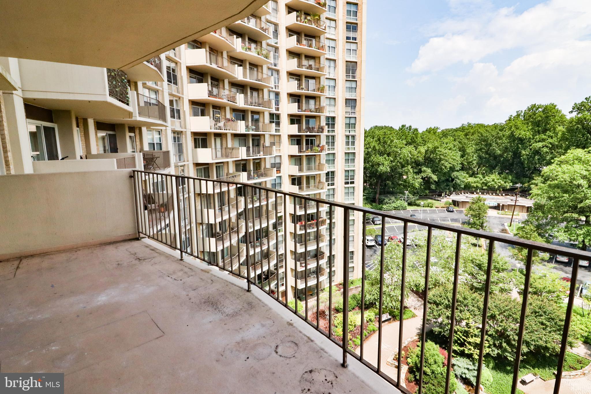 PARKSIDE PLAZA CODM - Residential Lease