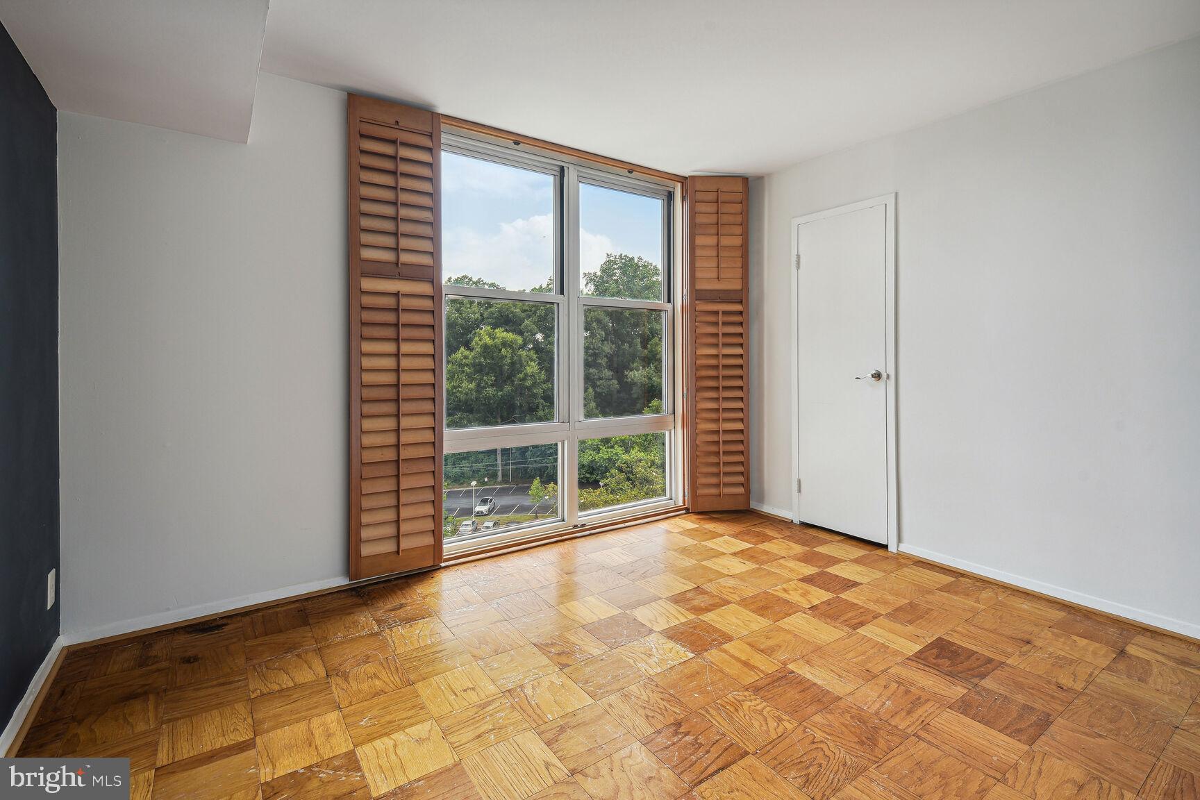 PARKSIDE PLAZA CODM - Residential Lease