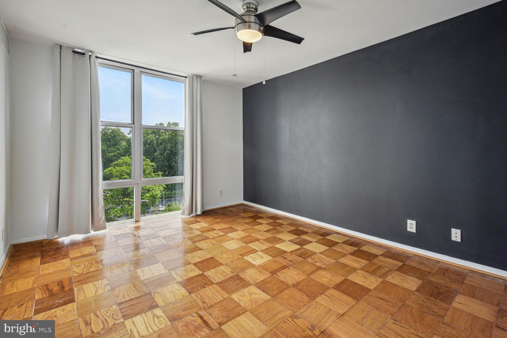 PARKSIDE PLAZA CODM - Residential Lease