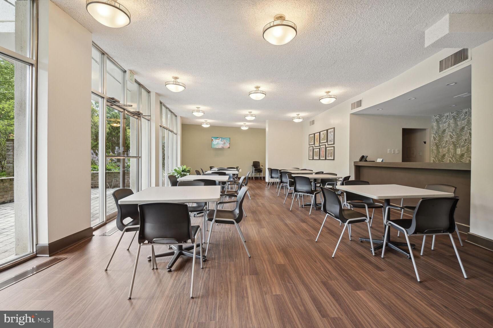 PARKSIDE PLAZA CODM - Residential Lease