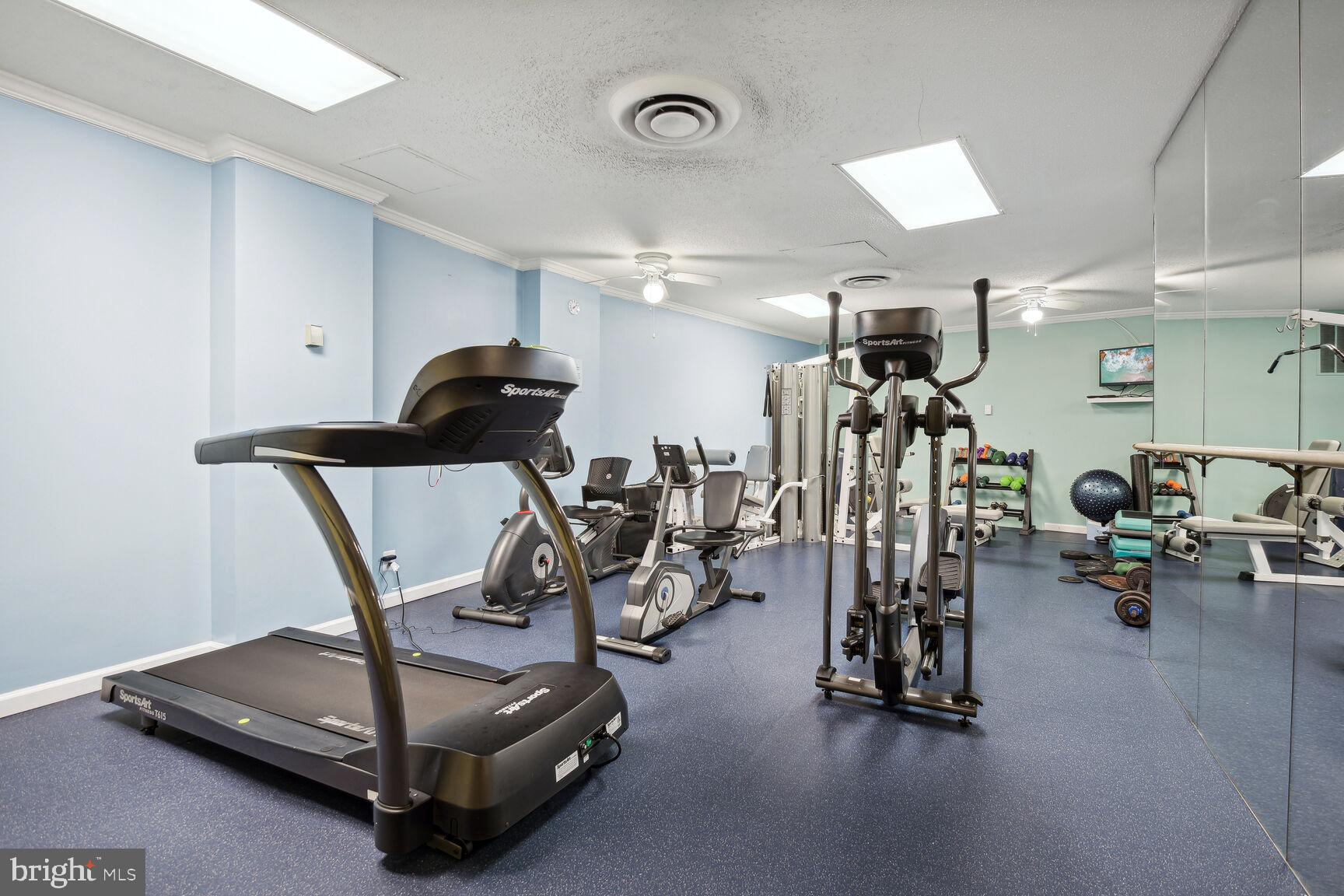 PARKSIDE PLAZA CODM - Residential Lease