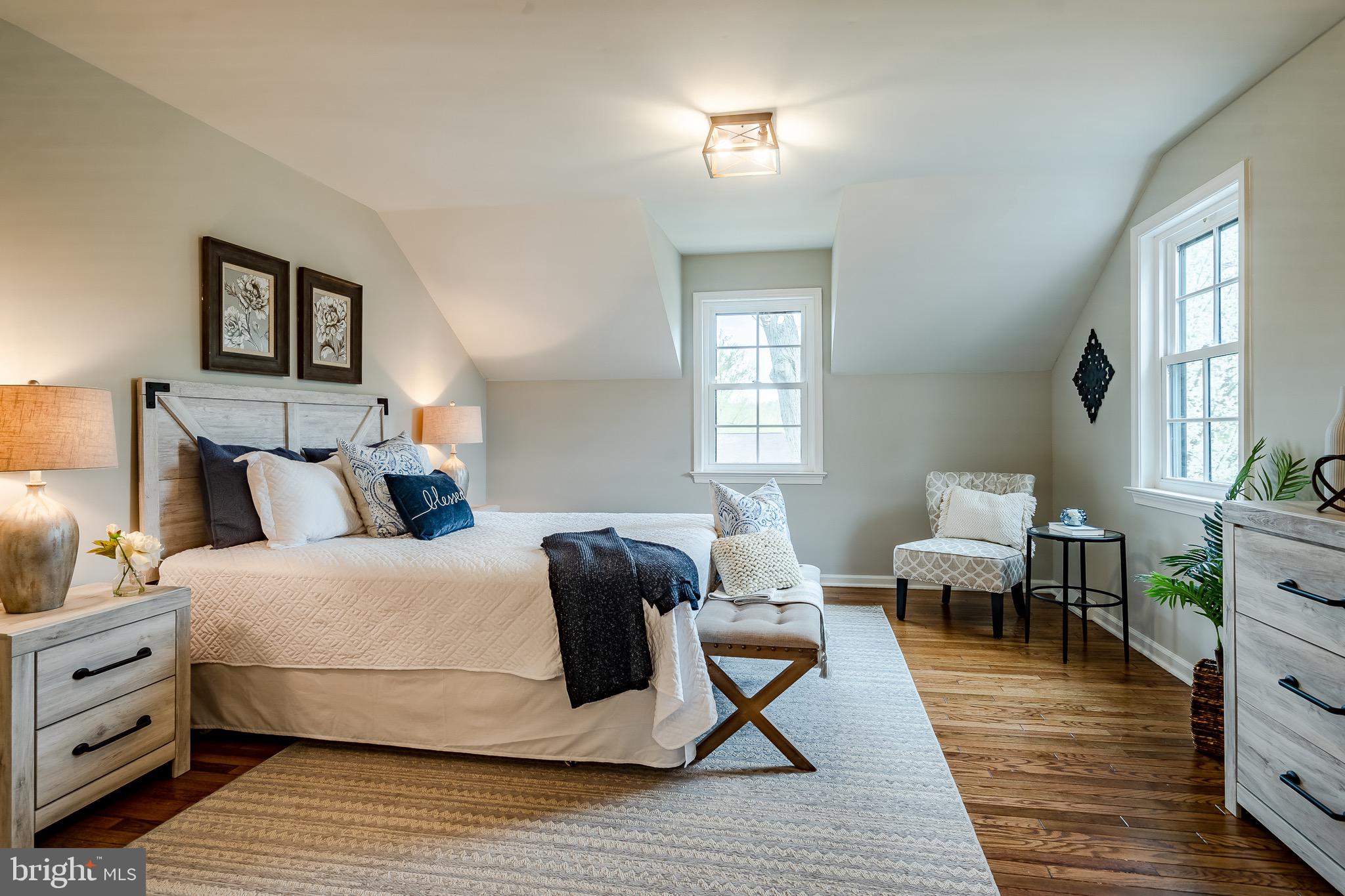 FOX FIELDS - Residential