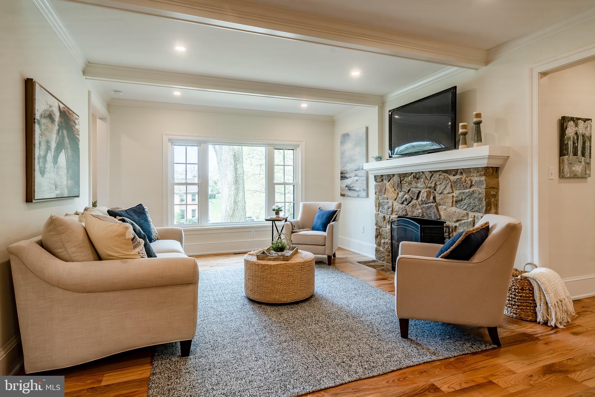 FOX FIELDS - Residential