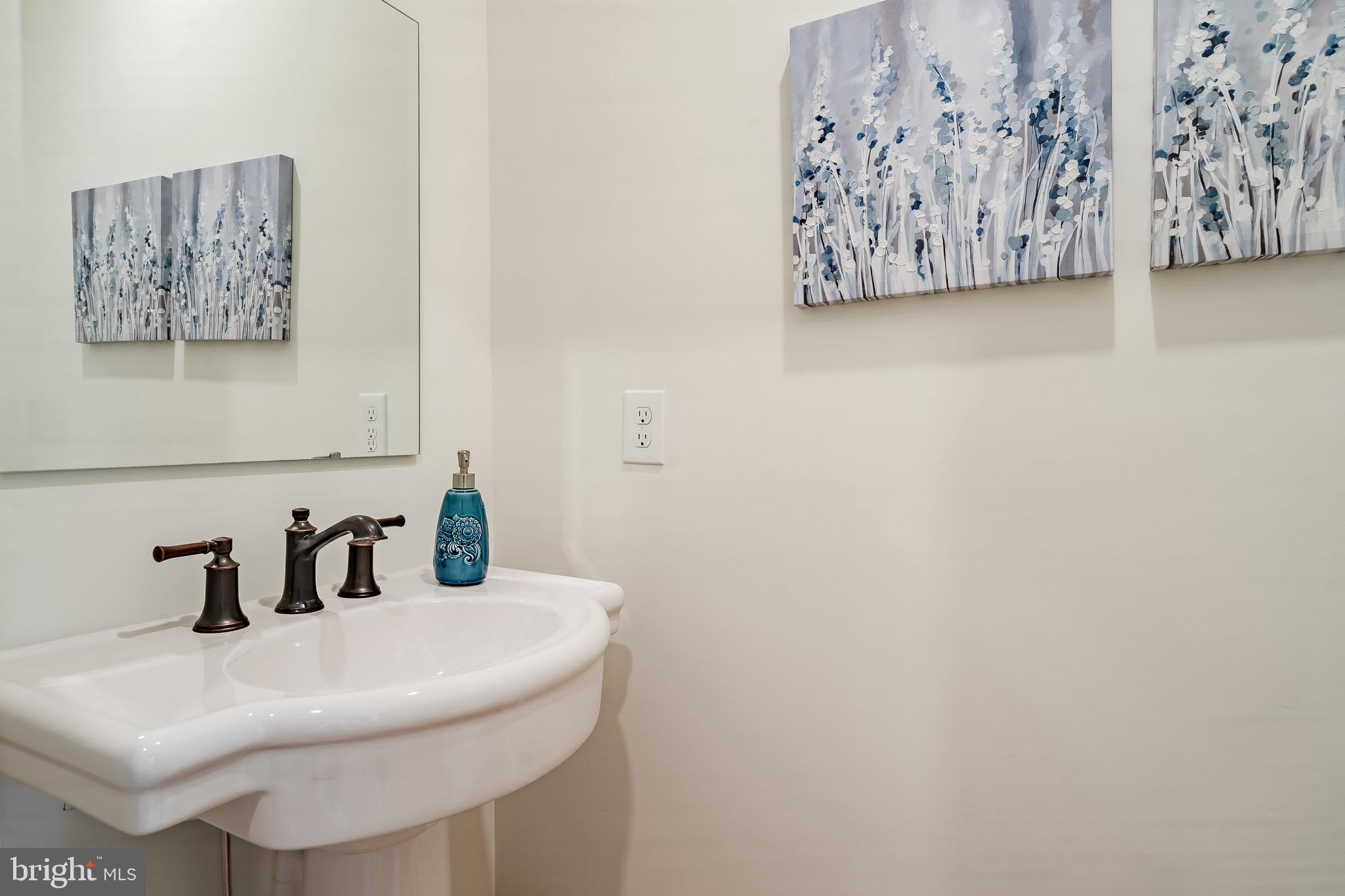 FOX FIELDS - Residential