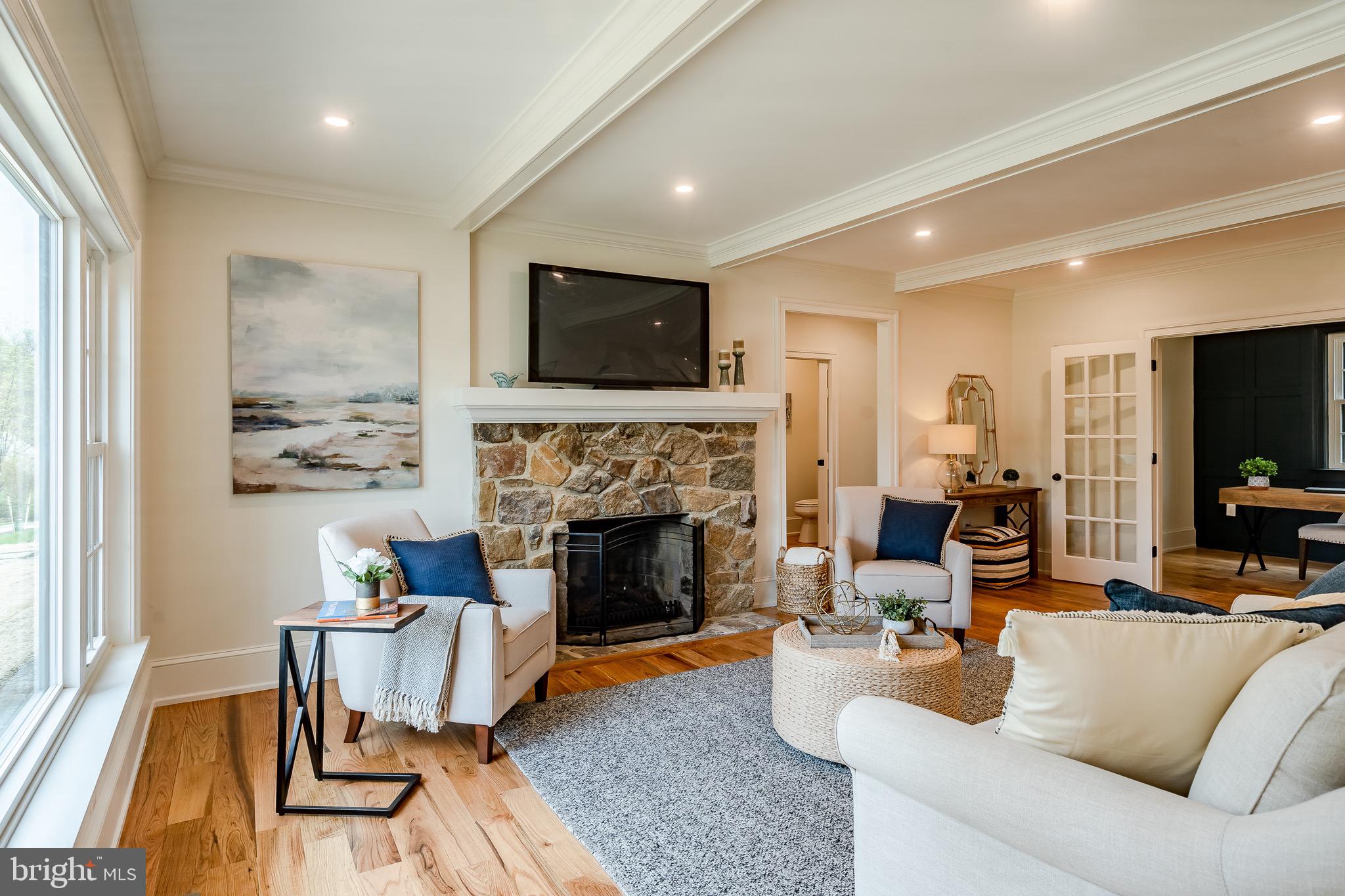 FOX FIELDS - Residential