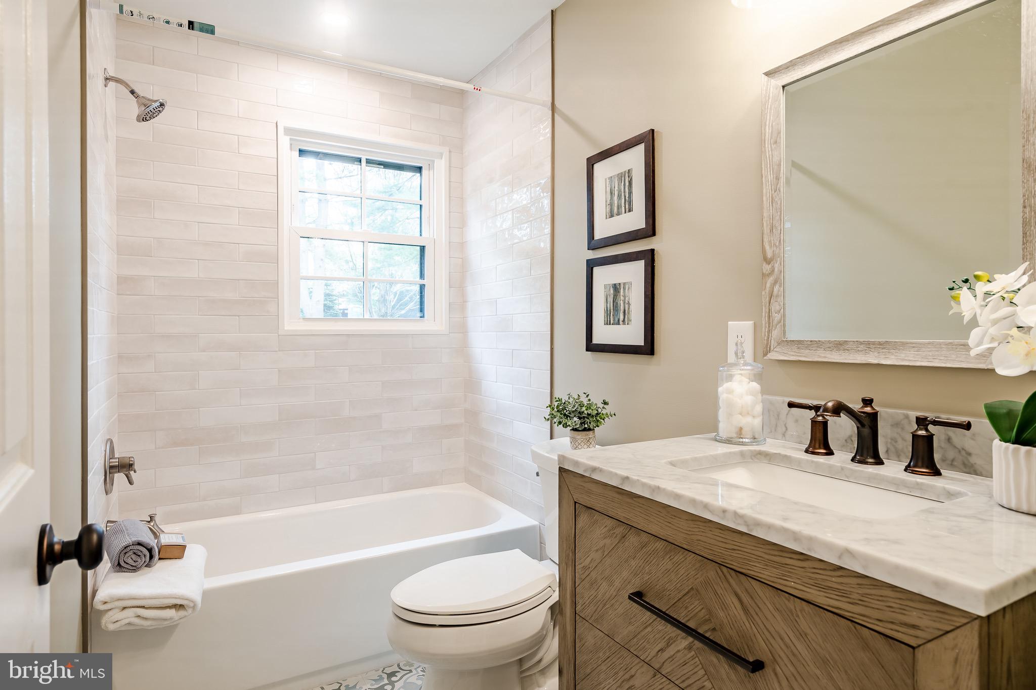 FOX FIELDS - Residential