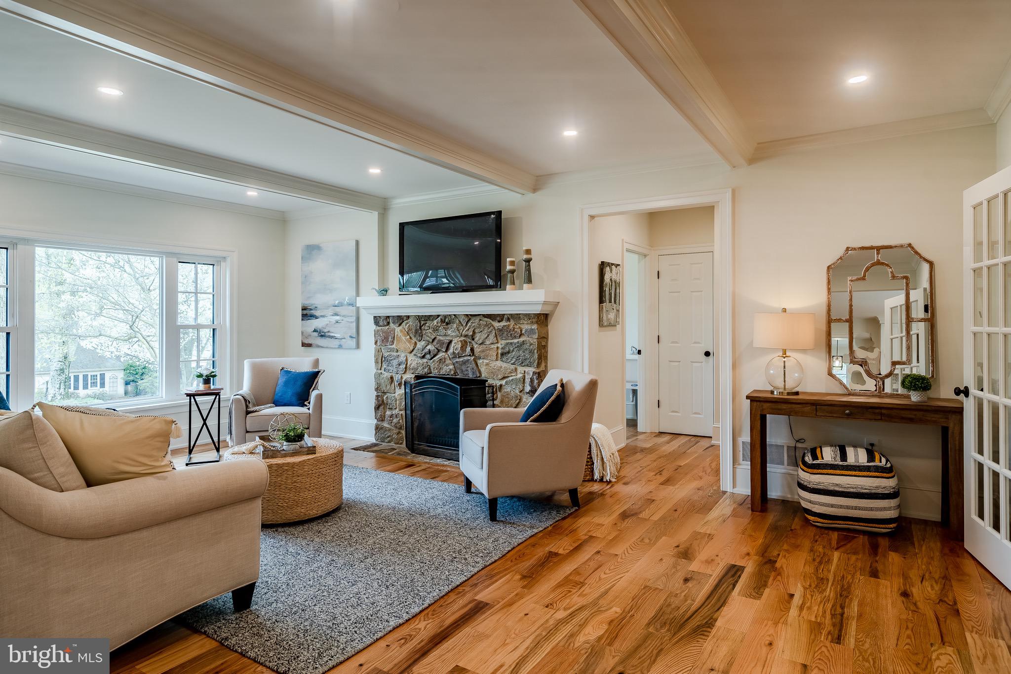 FOX FIELDS - Residential