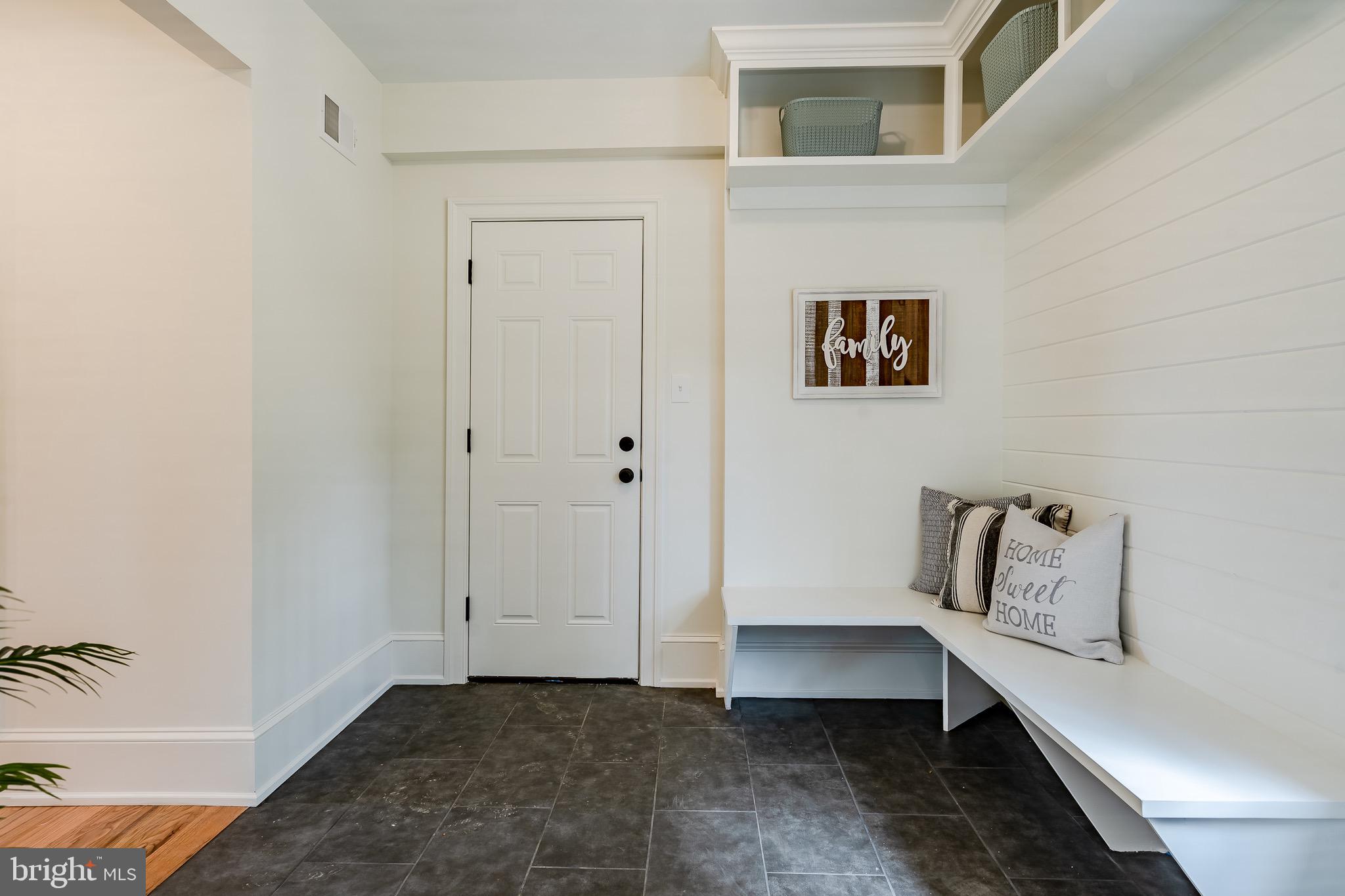 FOX FIELDS - Residential