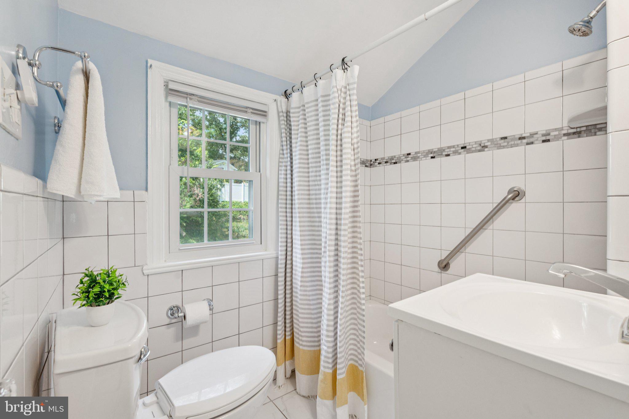 COLUMBIA FOREST - Residential