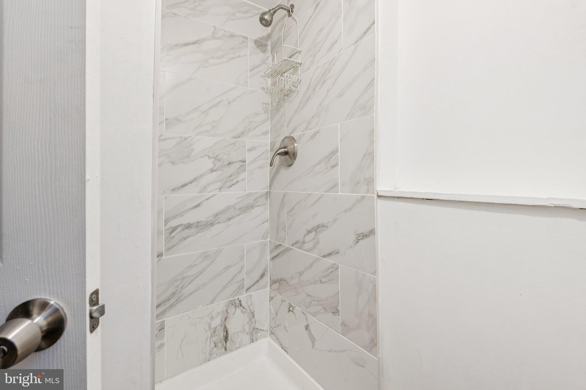 COLUMBIA FOREST - Residential