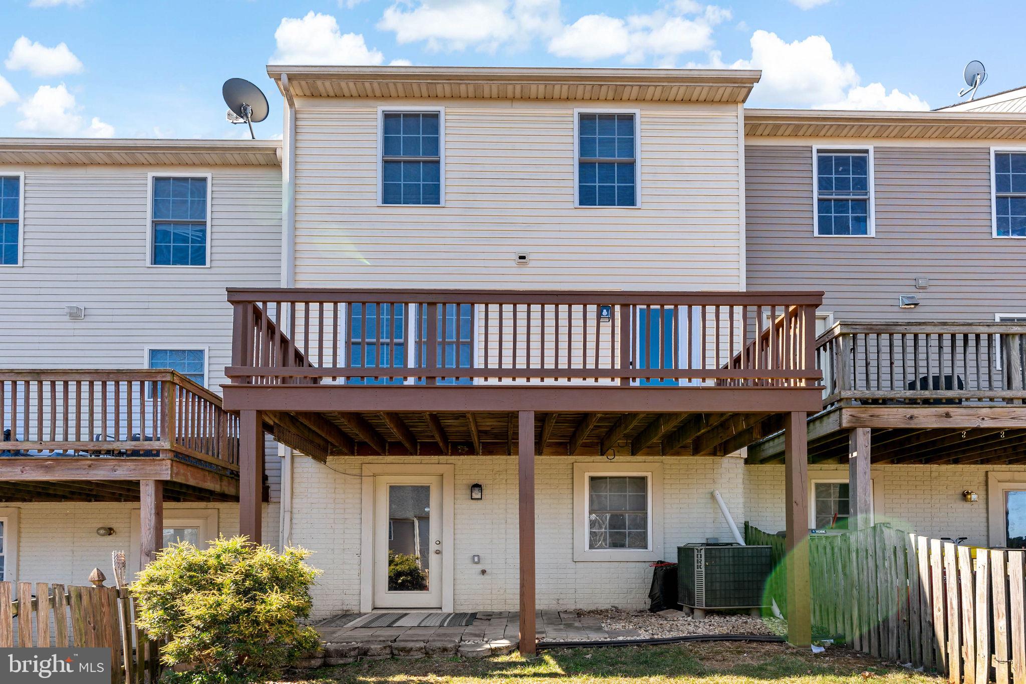 HAMMONDS MILL - Residential