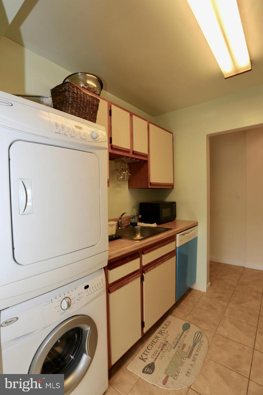 RIVER TERRACE - Residential