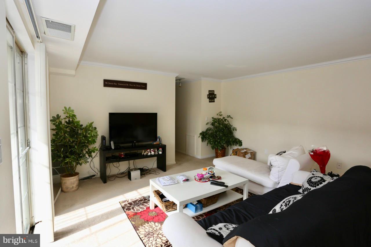 RIVER TERRACE - Residential