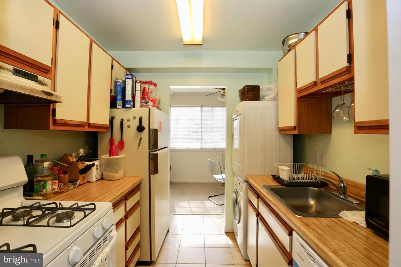 RIVER TERRACE - Residential