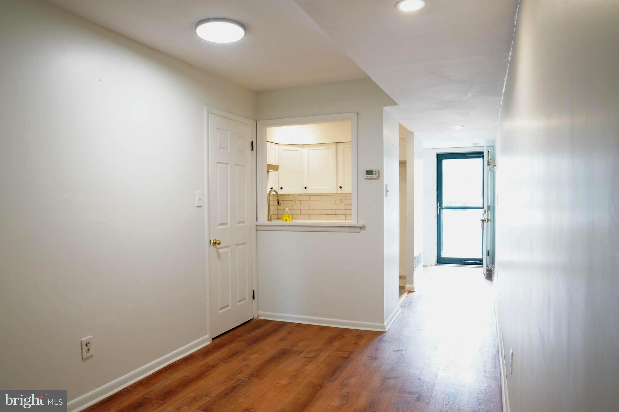 SUMMIT HOUSE - Residential Lease