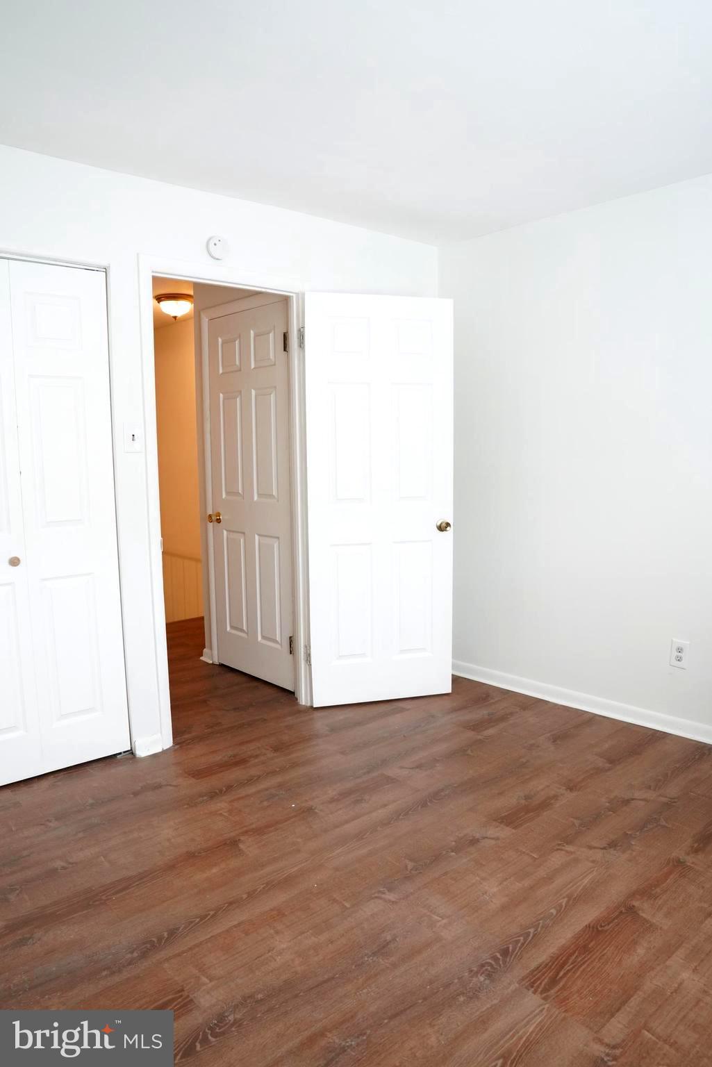 SUMMIT HOUSE - Residential Lease