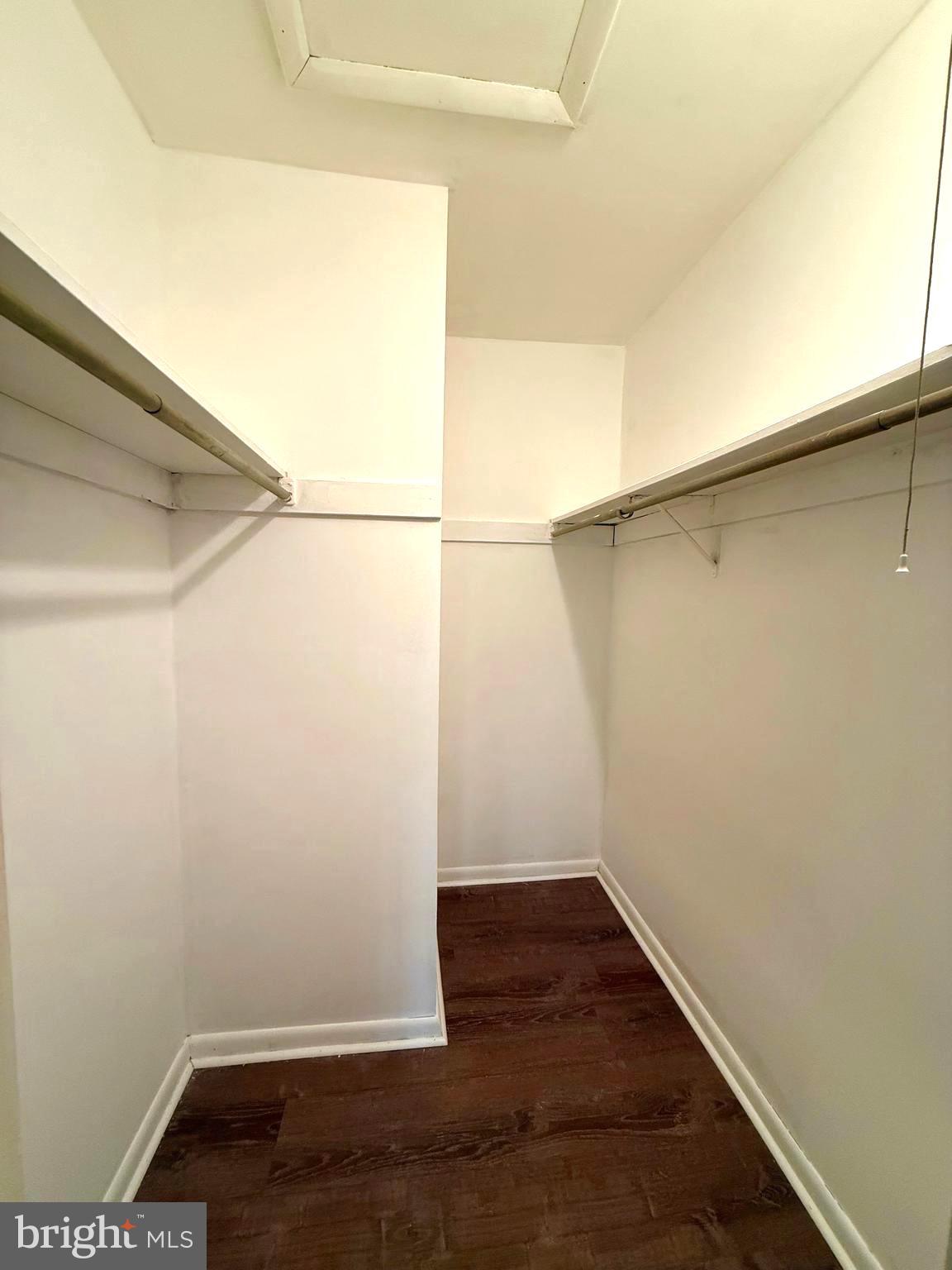 SUMMIT HOUSE - Residential Lease